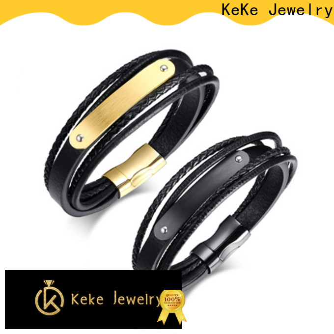 custom jewelry maker