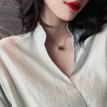 How to wear a titanium steel necklace