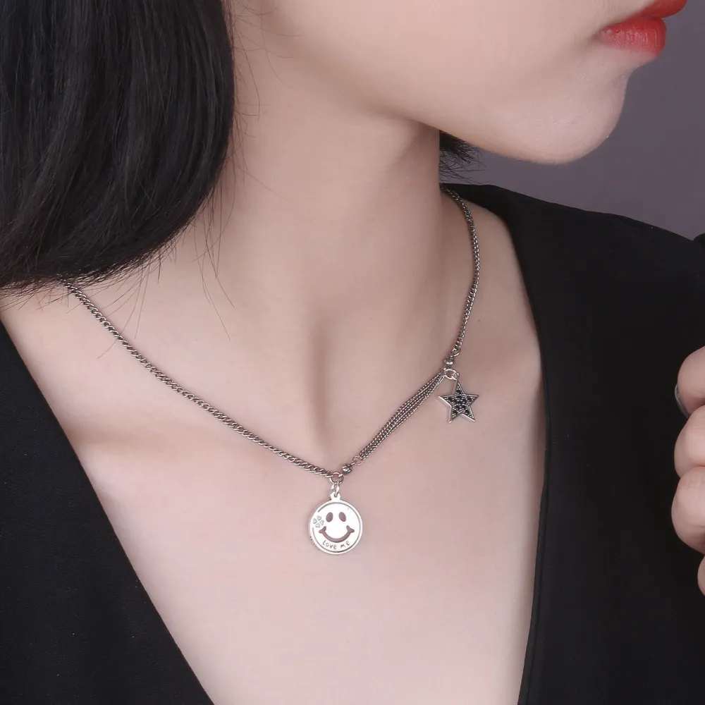 TN045 Korean style Sterling silver S925 smile necklace with blink black star