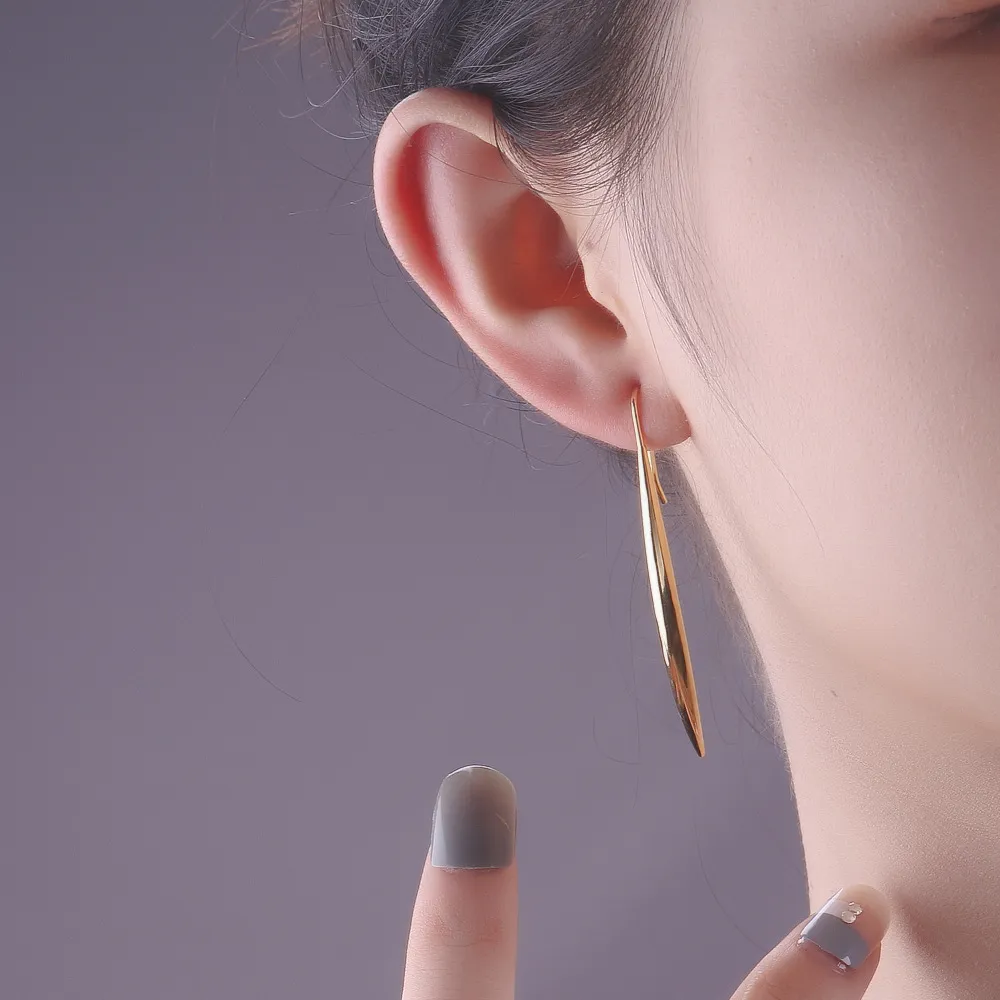 KE016 European and American style fashion sterling silver S925 earrings